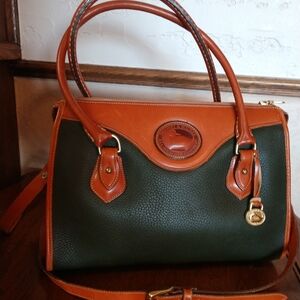 Vintage Dooney & Bourke all weather Italian Pebble leather
